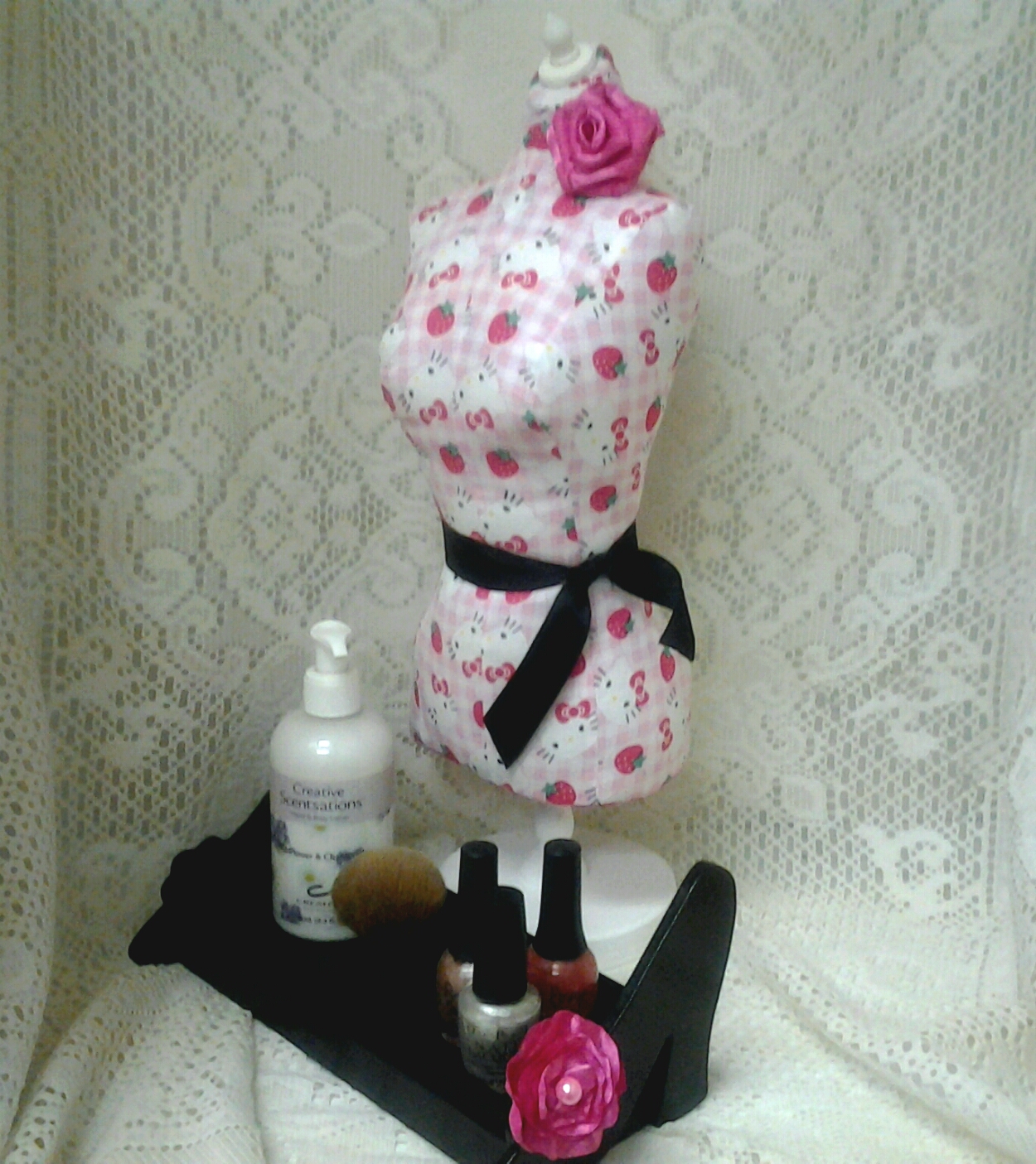 Boutique Dress Form Designs Jewelry Display, 19" Torso Great For Store Front Display Or Home Decor. Hello Kitty Print.