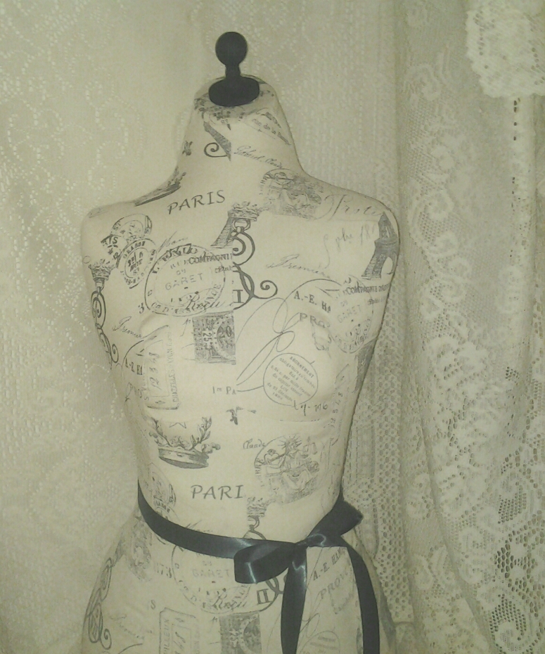 Boutique Dress Form Designs With Stand. Life Size Torso Paris Theme Great For Store Front Or Home Decor Inspired By Pottery Barn